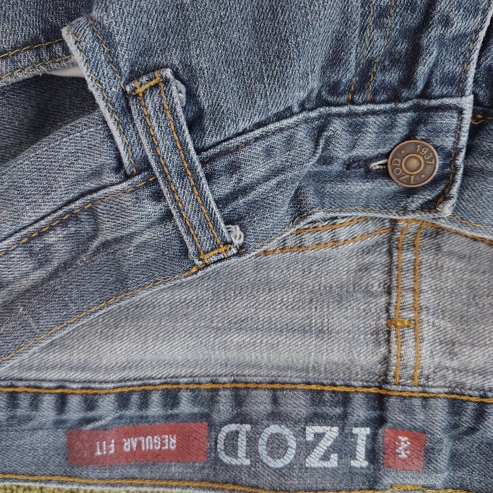 Izod Jeans - Picture 5 of 5